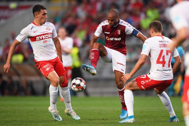 约基奇28+14+14掘金险胜猛龙 步行者克独行侠